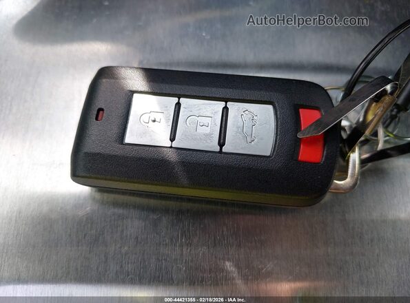 JA4ATWAA9TZ002572 2026 MITSUBISHI ECLIPSE CROSS Серебряный Вид панели приборов