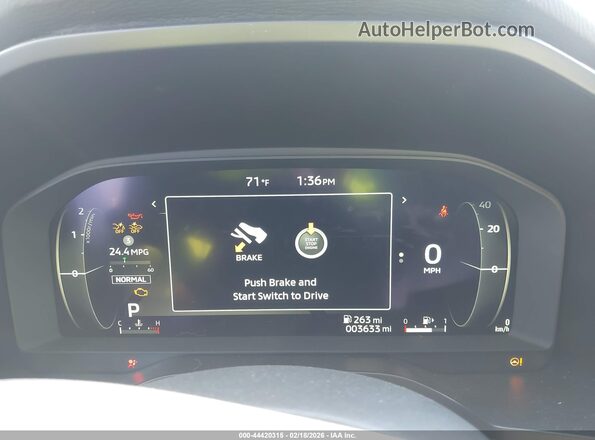 JA4J3WA82SZ037501 2025 MITSUBISHI OUTLANDER Gray Widok tylnych siedzeń