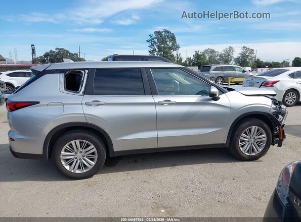JA4J4TA86PZ028822 2023 MITSUBISHI OUTLANDER Серебряный Вид задней части салона