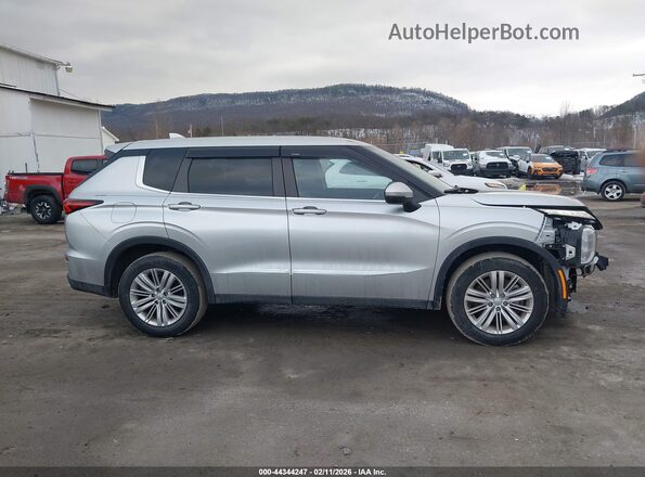 JA4J4TA89NZ018170 2022 MITSUBISHI OUTLANDER Серебряный Вид задней части салона