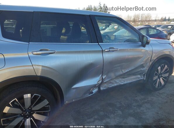 JA4J4VA84SZ035952 2025 MITSUBISHI OUTLANDER Silver Widok z przodu