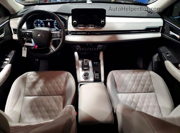 JA4T5WA90SZ040683 2025 MITSUBISHI OUTLANDER Синий Вид панели приборов