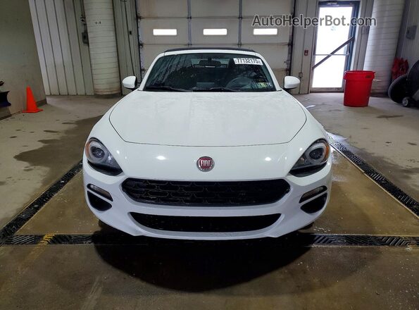 JC1NFAEK3H0106844 2017 FIAT 124 Белый Вид спереди