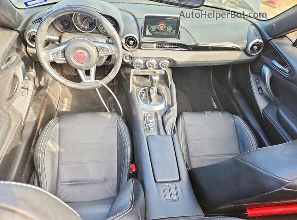 JC1NFAEK5H0107607 2017 FIAT 124 Черный Вид панели приборов