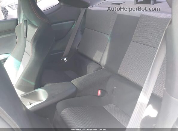 JF1ZCAB1XG9604631 2016 SUBARU BRZ Серебряный 