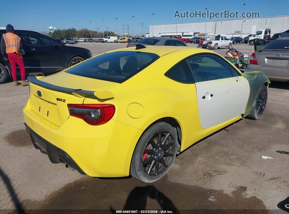 JF1ZCAC16H9601242 2017 SUBARU BRZ Желтый Задняя правая четверть