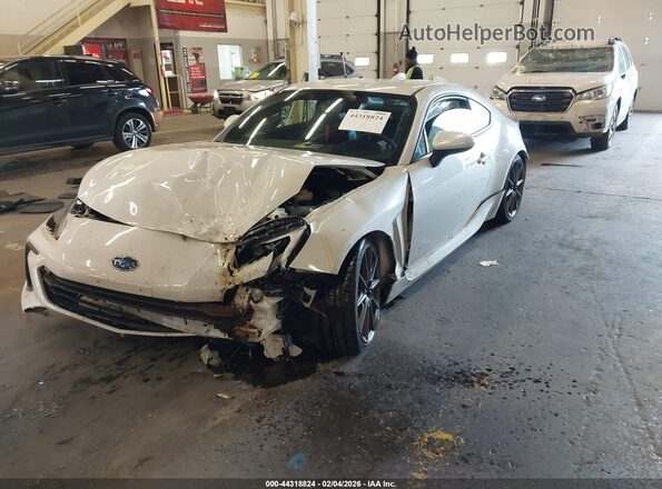 JF1ZDBE12R9702778 2024 SUBARU BRZ Белый Передняя левая четверть