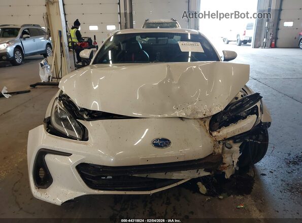 JF1ZDBE12R9702778 2024 SUBARU BRZ Белый Вид задней части салона