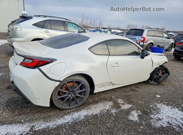 JF1ZDBS18R9700182 2024 SUBARU BRZ Белый Задняя правая четверть