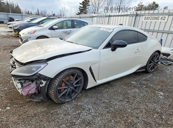 JF1ZDBS18R9700182 2024 SUBARU BRZ Белый Передняя левая четверть