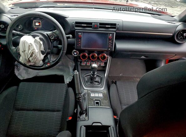 JF1ZNBB15P9757112 2023 TOYOTA GR Красный Вид панели приборов