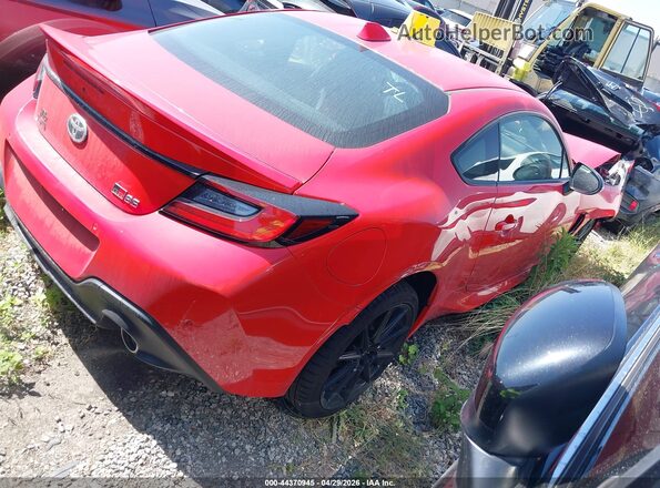 JF1ZNBE13S8756583 2025 TOYOTA GR86 Красный Задняя правая четверть