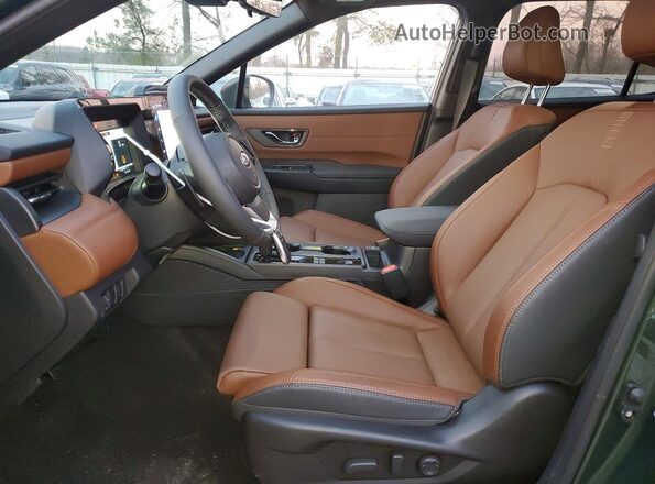 JF2BURJD7TY452621 2026 SUBARU OUTBACK Зеленый Вид салона спереди