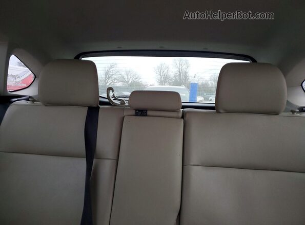 JF2GPALC9H8211718 2017 SUBARU CROSSTREK Красный Вид задних сидений