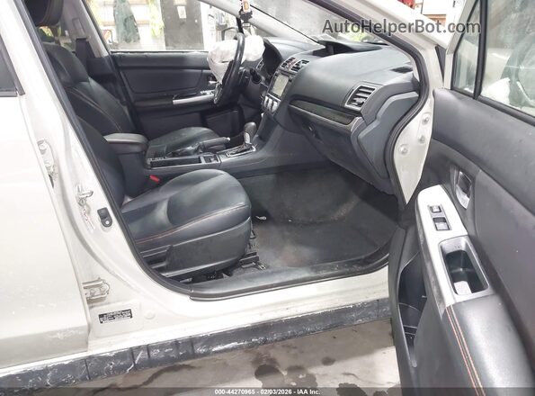 JF2GPANC4G8330658 2016 SUBARU CROSSTREK Желто-коричневый Вид салона спереди