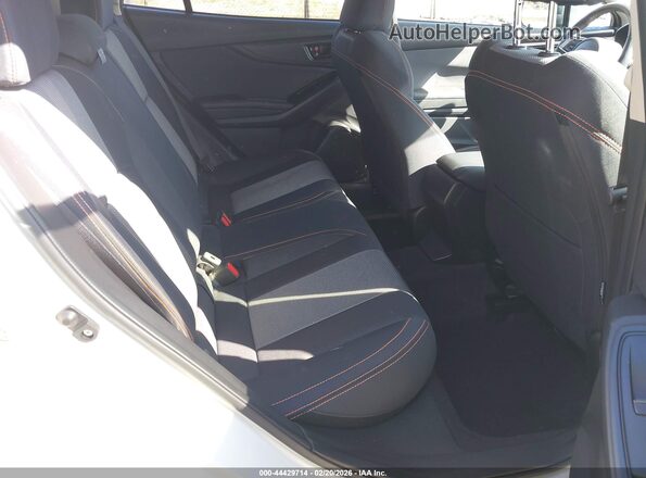JF2GTAEC3K8389527 2019 SUBARU CROSSTREK Белый Вид наклейки с VIN-кодом