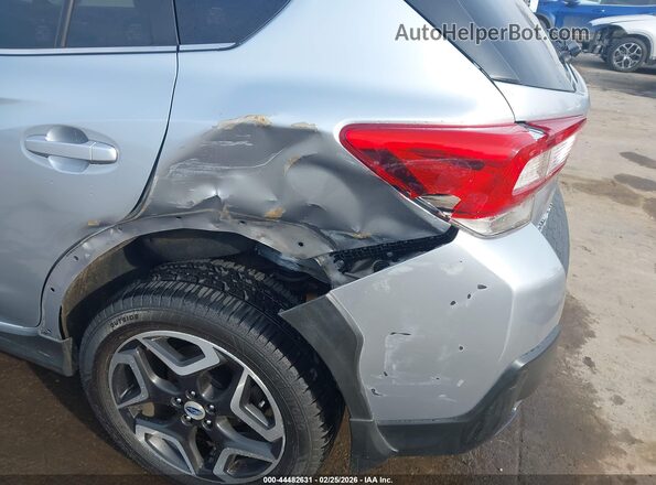 JF2GTAMC2JH343896 2018 SUBARU CROSSTREK Серебряный Вид спереди