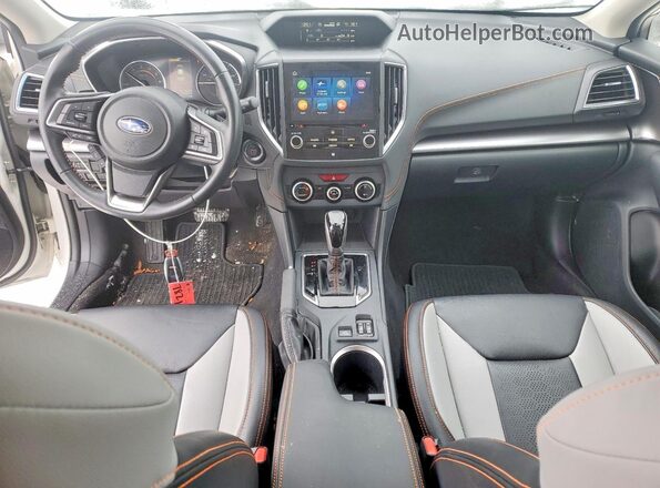 JF2GTAMC8K8392649 2019 SUBARU CROSSTREK Белый Вид панели приборов