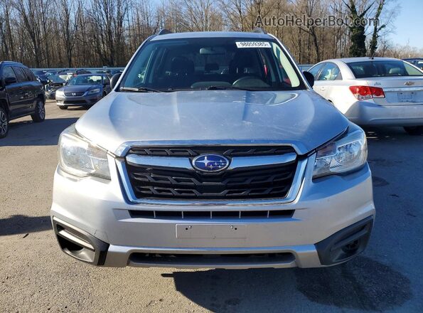 JF2SJABC2HH478891 2017 SUBARU FORESTER 2.5 Серебряный Вид спереди