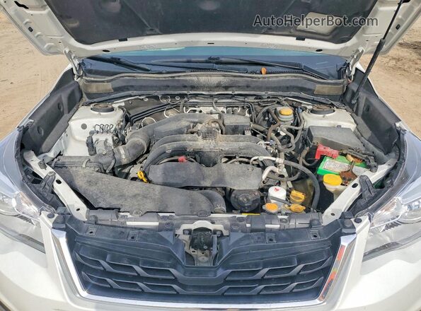 JF2SJAEC1HH435977 2017 SUBARU FORESTER Белый Вид подкапотного пространства