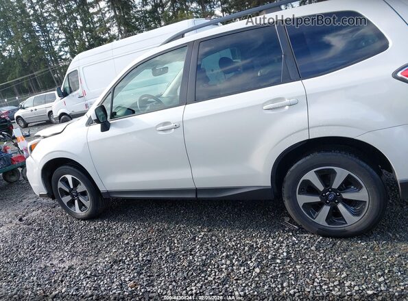 JF2SJAEC7HH479322 2017 SUBARU FORESTER 2.5 Белый 