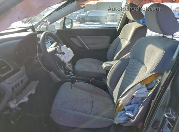 JF2SJAGC3JH566038 2018 SUBARU FORESTER Зеленый Вид салона спереди