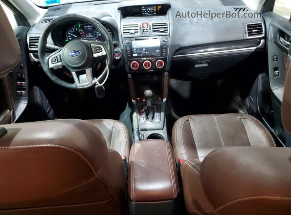 JF2SJAWC2HH809981 2017 SUBARU FORESTER Черный Вид панели приборов