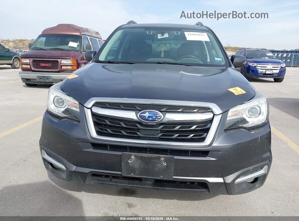 JF2SJAWC5JH578306 2018 SUBARU FORESTER Серый Вид спереди