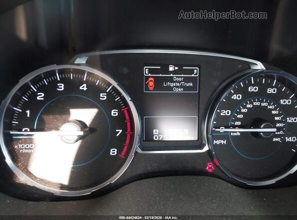 JF2SJAWCXJH532969 2018 SUBARU FORESTER 2.5I TO Light Blue Vista de los asientos traseros