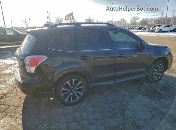 JF2SJGEC4HH479040 2017 SUBARU FORESTER2. Black Trasero derecho