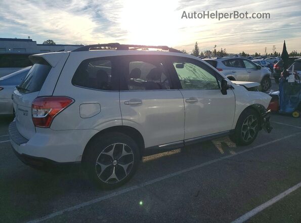 JF2SJGVC2GH447069 2016 SUBARU FORESTER2. Белый Задняя правая четверть