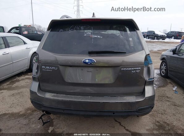 JF2SJGWC4HH498640 2017 SUBARU FORESTER2. Коричневый 