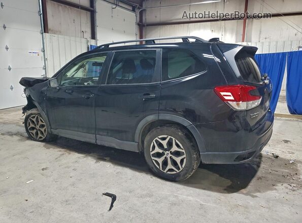 JF2SKADC6PH548689 2023 SUBARU FORESTER Черный Задняя левая четверть