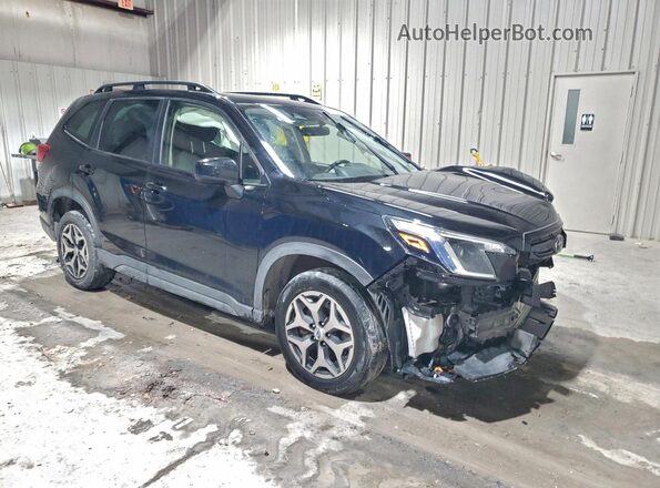 JF2SKADC6PH548689 2023 SUBARU FORESTER Черный Передняя правая четверть