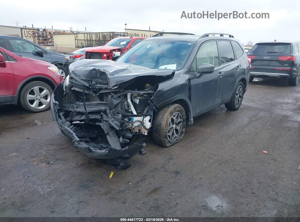 JF2SKAEC7PH455064 2023 SUBARU FORESTER Серый Передняя левая четверть