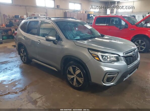 JF2SKAWCXKH550550 2019 SUBARU FORESTER Серебряный Передняя правая четверть
