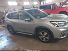 2019 Subaru Forester Touring Серебряный vin: JF2SKAWCXKH550550