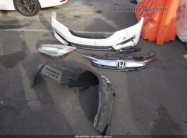 JHMCR6F75HC028296 2017 HONDA ACCORD HYBRID Белый Вид щитка приборов
