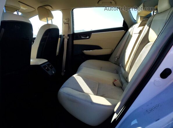 JHMZC5F10KC005257 2019 HONDA CLARITY Белый Вид задних сидений