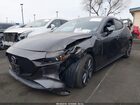 2019 Mazda Mazda3   Серый vin: JM1BPAJM0K1133320
