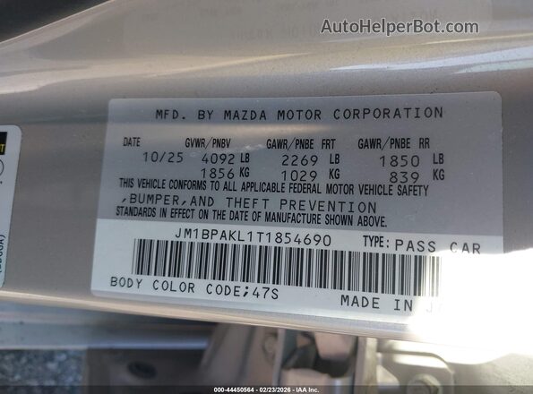 JM1BPAKL1T1854690 2026 MAZDA 3 Gray Widok komory silnika