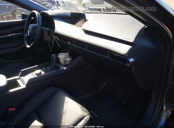 JM1BPALL5T1856506 2026 MAZDA 3 Серый Вид салона спереди