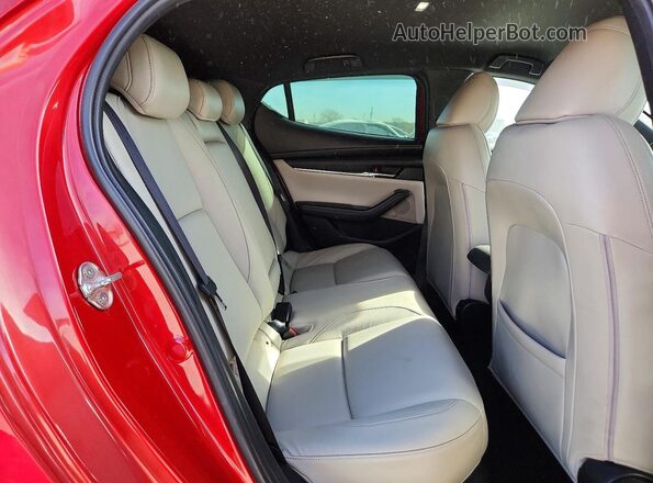 JM1BPALM3K1110966 2019 MAZDA 3 Красный Вид задних сидений