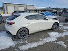 2023 Mazda 3 Preferred Белый vin: JM1BPALM7P1613987