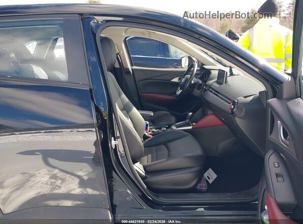JM1DKFC76H0153629 2017 MAZDA CX-3 Black Widok wnętrza z przodu