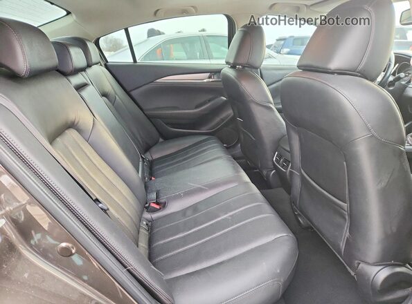JM1GL1TY7J1301602 2018 MAZDA 6 Brown Vista de los asientos traseros