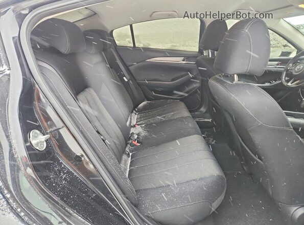 JM1GL1UM2J1319971 2018 MAZDA 6 Черный Вид задних сидений