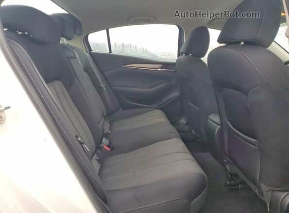 JM1GL1UM6M1602927 2021 MAZDA 6 White Rear seats view