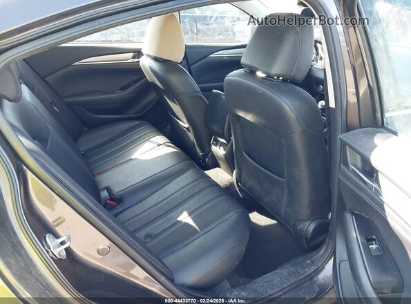 JM1GL1VM6J1302136 2018 MAZDA 6 Черный Вид наклейки с VIN-кодом
