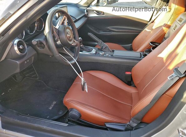 JM1NDAD70P0550753 2023 MAZDA MX-5 Серый Вид салона спереди